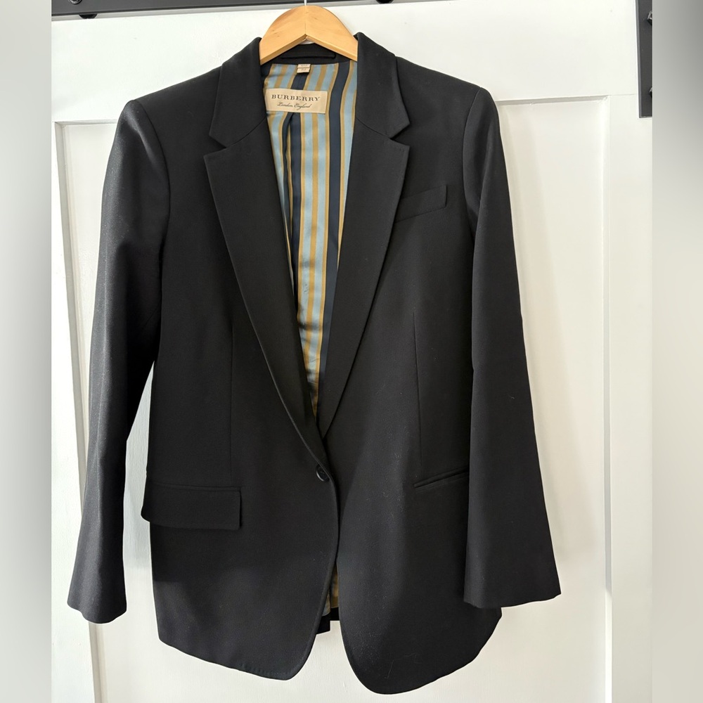 Burberry Woman’s Black  Suit Jacket Size 10